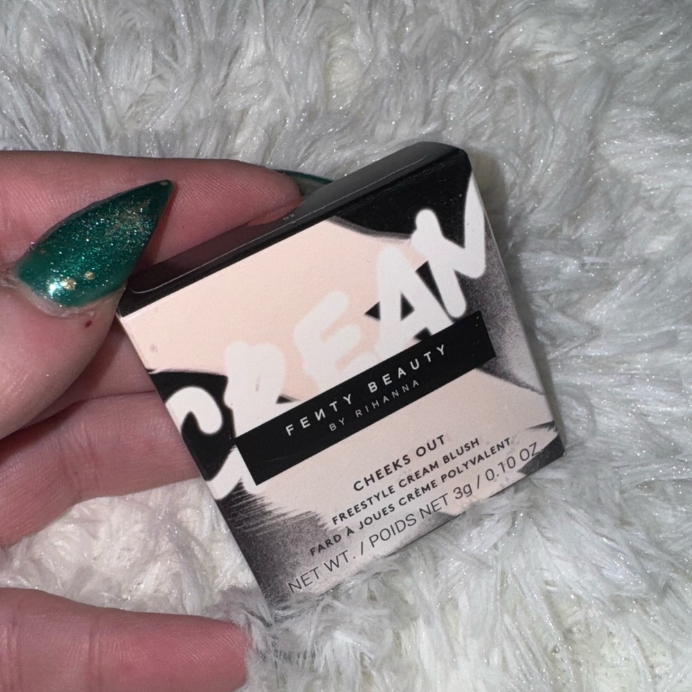 FINAL PRICE NWB Fenty Beauty Cheeks Out Cream Blush Petal Poppin